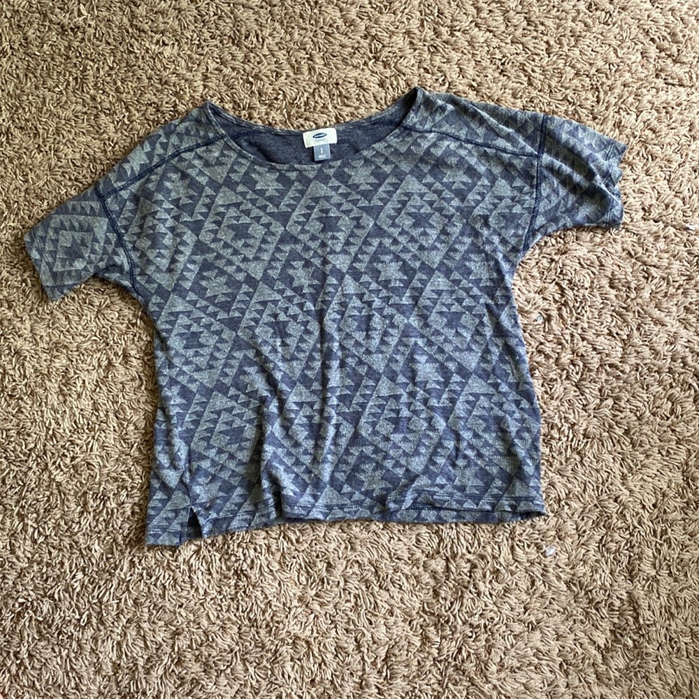 Cute Old Navy tshirt!